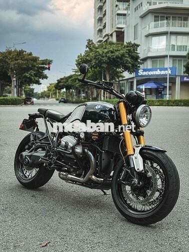 BMW R9T 2016 bs SG odo 18k km