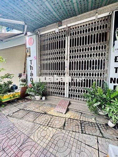 BÁN NHÀ TÂN PHÚ MẶT TIỀN ĐƯỜNG ĐỘC LẬP (4 x 10,4) 2L KINH DOANH TỐT