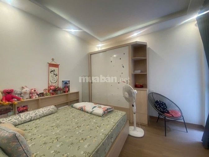 ✈️SIÊU PHẨM PHỐ CỔ NGỌC LÂM.TT BỒ ĐỀ ✈️56m2. 3 tầng. 9.7 tỷ. Nở hậu. 