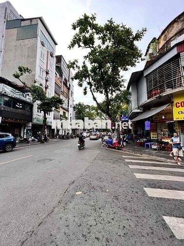 Phố cổ Hàng Bạc 46m2 - lô góc - vỉa hè - mặt tiền 5m - giá hơn 20 tỷ