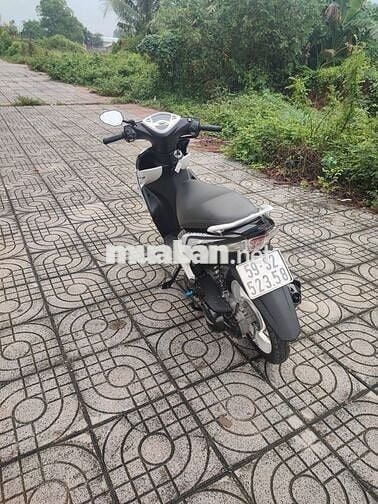 Cần bán xe Luvias cục máy zin Em ru