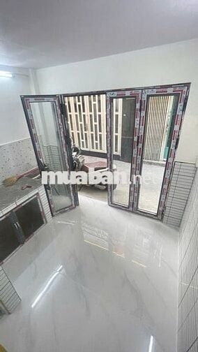Bán nhà giáp Lê Văn Quới, 11 m2, nhỉnh 1 tỷ