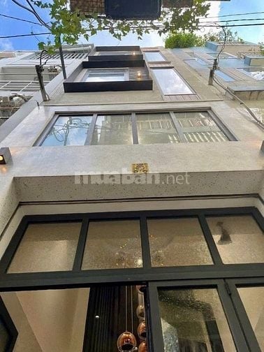 Ngộp! Bán nhà 54m² đường Trần Quang Diệu, P14, Q3. Xây 3 tầng, sổ sẵn