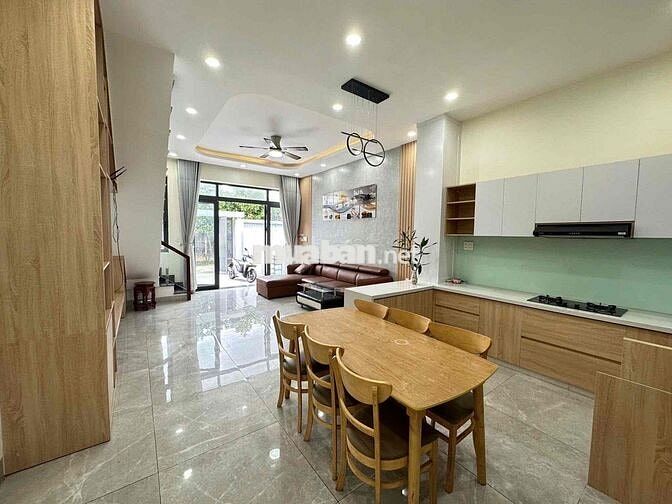 Cho Thuê Nhà Trệt Lầu 3Phòng Ngủ Gần Siêu Thị AEON Mail & TT TP Mới
