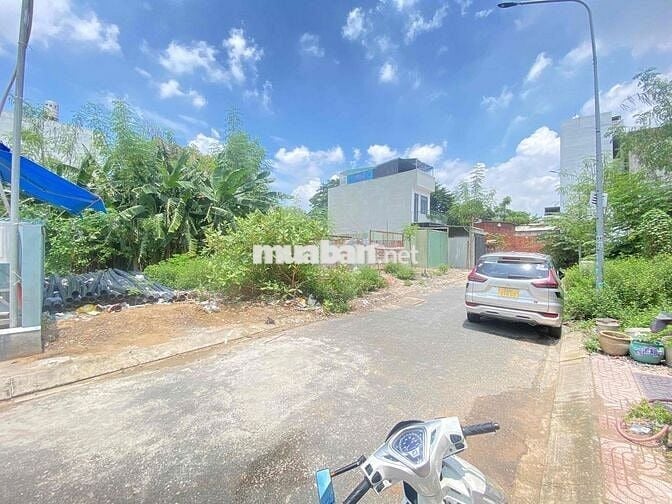 Bán Lô Đất Thổ Cư Ngay Sau Trạm Sạc Vinfast Đường số 7 - Linh Tây