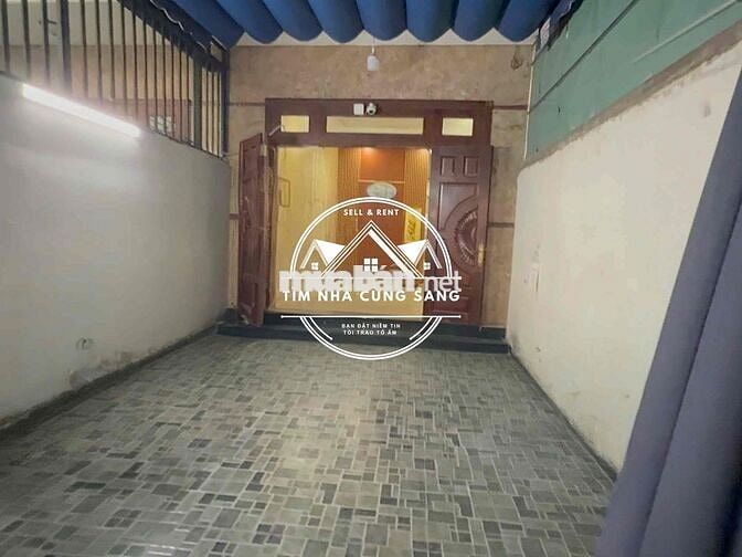 NHÀ 4 TẦNG 4.2x29m – CÓ SÂN ĐẬU ÔTÔ – MẶT TIỀN ĐƯỜNG 9M, HBP, T. ĐỨC