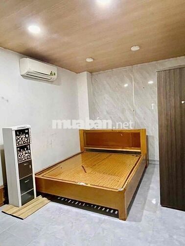 NHÀ BÀ ĐIỂM SÁT CHỢ CÂY ME - 130M2 NGANG KHỦNG 8M - CHIA THÀNH 2 CĂN