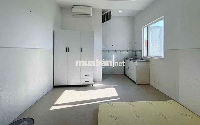 Cho Thuê Studio Cửa Sổ Trời Gần Emart Phan Huy Ích Chỉ 3xxx