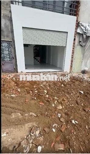 Bán nhà MT Kênh Tham Lương và 1 mặt hẻm DS
