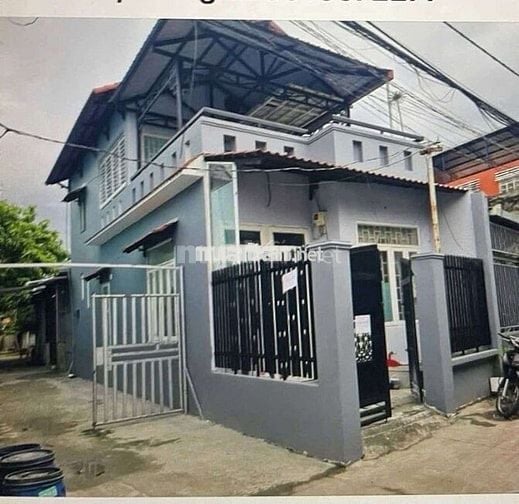 Cho thuê nhà 
 gần ngã ba ông xã gần chợ đường đoàn thị kia dĩ an