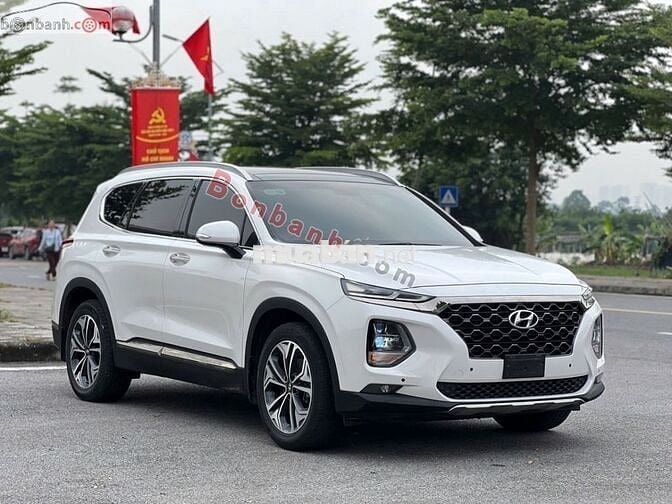 Hyundai SantaFe Cao cấp 2.4L HTRAC 2021 - 878Tr