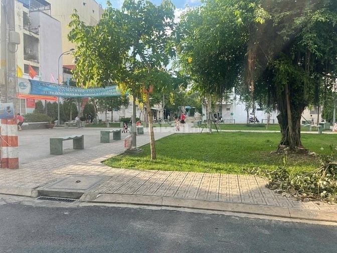 Hẻm 80 Gò Dầu DT: 4.5 x 17m nhà 3 lầu 2 mặt hẻm
