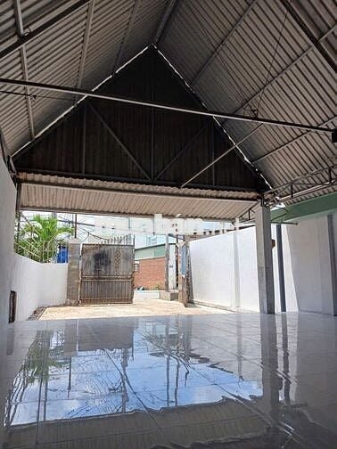 Cho thuê mặt bằng 120m², mặt tiền ngã 3, phù hợp quán ăn/quán cafe,…