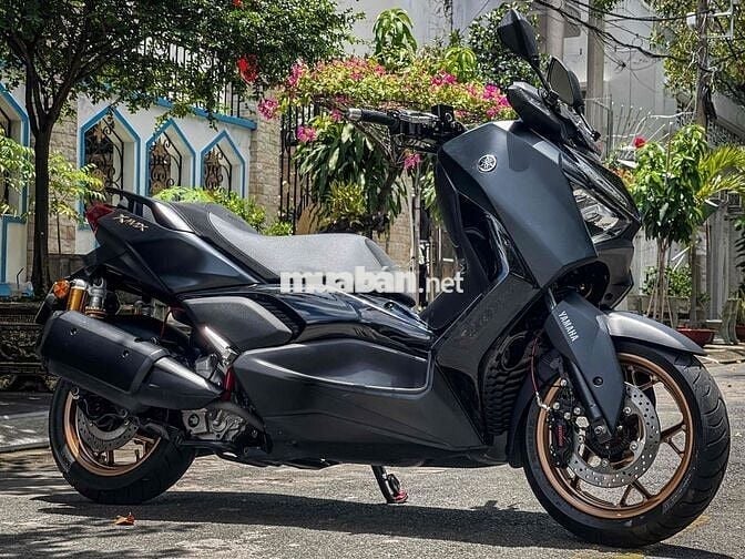 Cần bán Yamaha Xmax300, có nhận giao lưu xe.