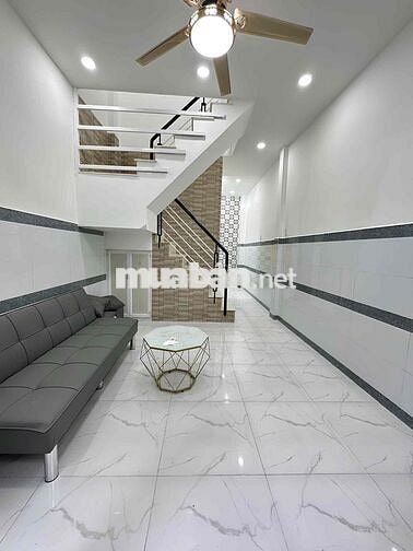 Chỉ hơn 2 tỷ - Nhà 2 Tầng - DTSD 50m2 - Cách Aeon Mall 1km.