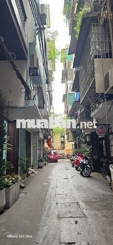 Bán Nhà Thọ Lão 22M x 4T Giá 5,68 Tỷ. Ngõ thông,15m ra ô tô, dân xây