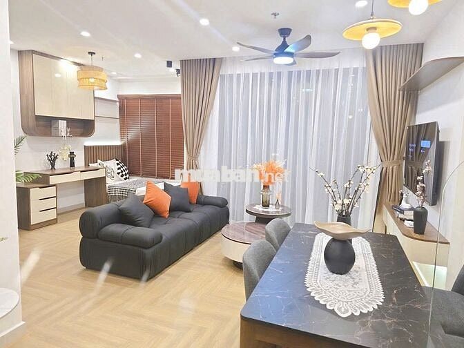 Bán Căn 2N+2VS 64m2 siêu đẹp. Vinhomes smart city. Giá 5.4 tỷ