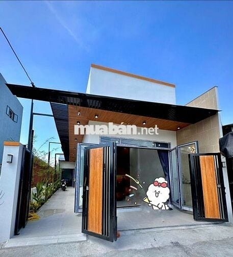 Cần bán nhà đẹp mặt tiền đường 7m5 lề 3m5