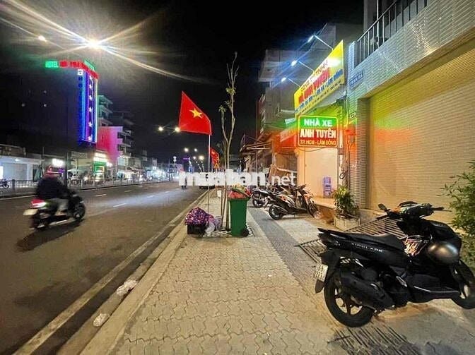MBKD - MẶT TIỀN ĐƯỜNG DƯƠNG QUẢNG HÀM - DÂN CƯ ĐÔNG - GẦN TRƯỜNG ĐH VL