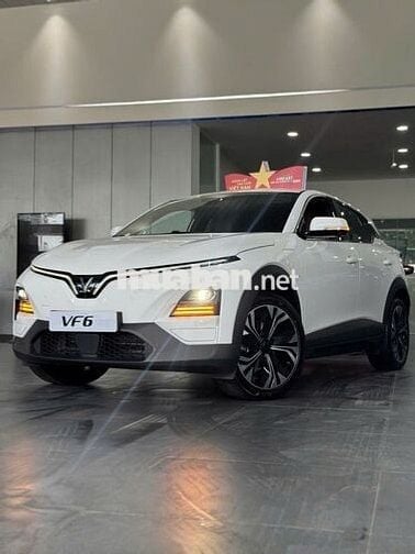 VINFAST VF6 VAY 90% TỔNG ƯU ĐÃI  HƠN 60 TRIỆU