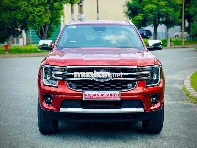 Ford Everest 2022 Titanium 2.0L 4x2 AT - 48000 km
