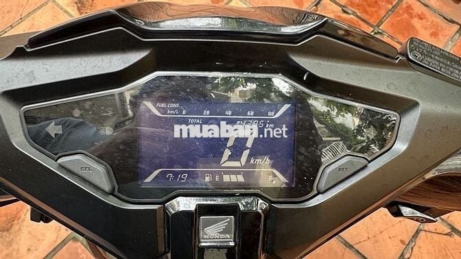 Honda AB 125 đk 1/2024 đen nhám, 4500km, chính chủ