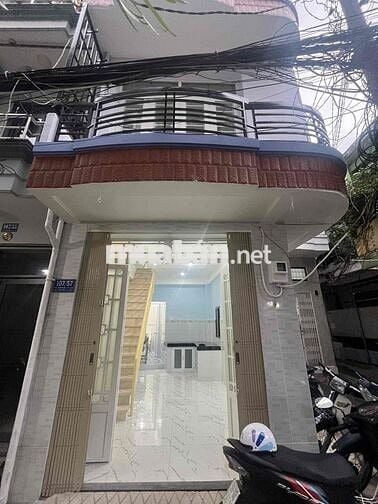 Cần cho thuê nhà ở nguyên căn 1 trệt 2 lầu ở Ni Sư Huỳnh Liên, TB