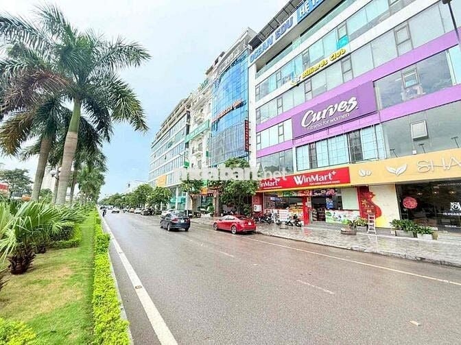 Nhà Mặt Tiền Siêu Rộng hơn 11m ( Lô đầu ve hiếm )
