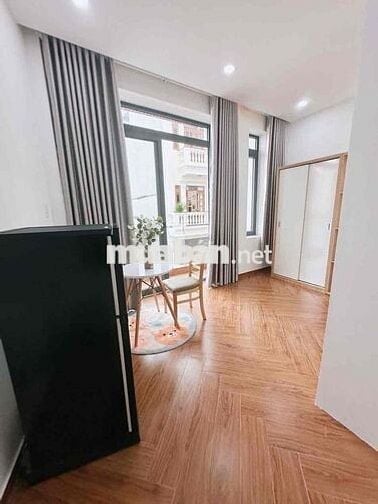 🏡 Căn hộ 40m2 ban công đón nắng ngay phố Phan Xích Long, gần Quận 1, 3
