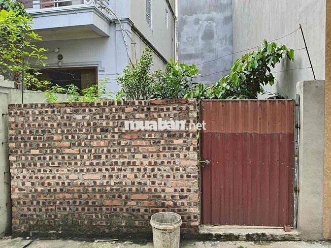 Mảnh đất vuông đẹp ở Giang Biên 46m2 x mt 3.5 giá chỉ 3.5 tỷ
