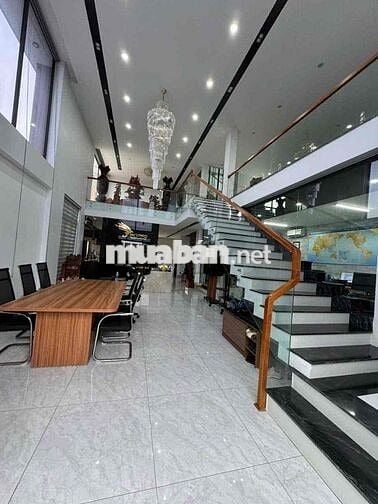 chính chủ bán villa view sông NGUYỄN ĐÌNH THI , Hoà Xuân