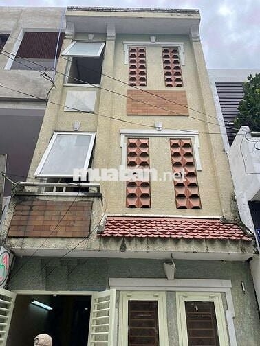 Cho Thuê Nhà 1 Trệt 2 Lầu Hẻm Bạch Đằng, Phường 14, Quận Bình Thạnh