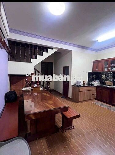 CHO THUÊ NHÀ PHƯỜNG TÂN TIẾN GIÁ 6TR
