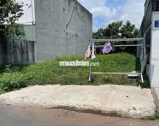 670 TRIỆU, ĐẤT NGAY NGÃ TƯ SUỐI LỘI, 10M X 32M, BAO THUẾ PHÍ SANG TÊN.