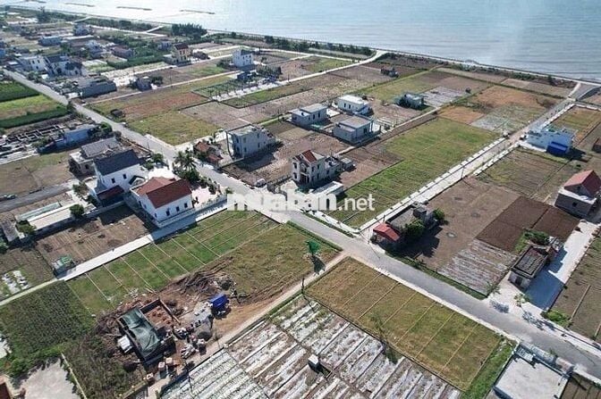 Cc Bán đất thổ cư 100m2 giá hơn 1 tỷ/lô cạnh biển Quất Lâm - sẵn sổ đỏ