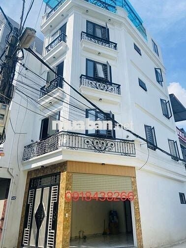 NHÀ LÔ GÓC - OTO CHẠY VÒNG QUANH