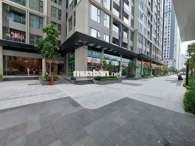 Shop Chân Đế Vinhomes Smart City