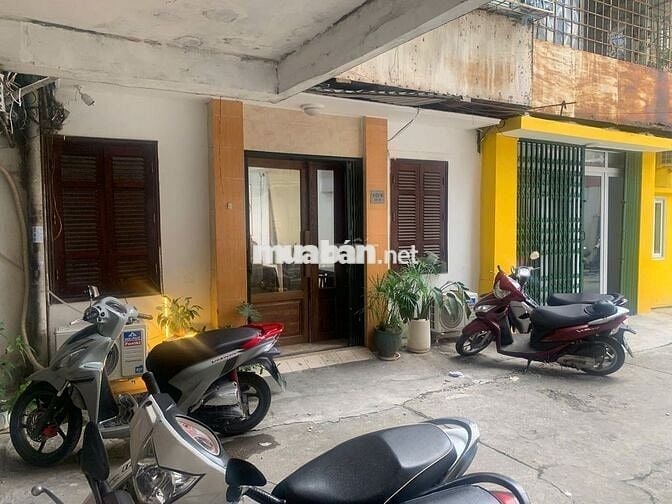 Cho thuê nhà 60m² – 2 phòng ngủ – Hào Nam – Đống Đa