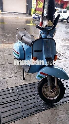 Nhà dư mình cần bán vespa cổ.xe mới đại tu