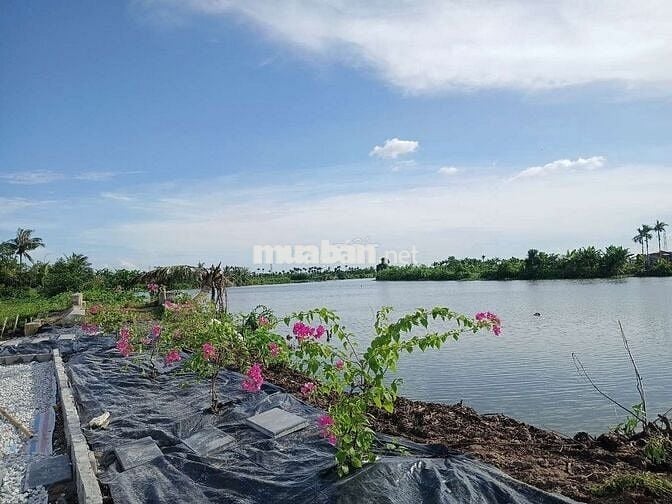 Bán 450m2 đất view sông cực đẹp, cạnh khu đô thị Vinhome Dương Kinh