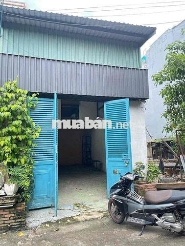 GẦN CHỢ ĐẦU MỐI THỦ ĐỨC NHÀ 100M 2PN 2WC Ở GIA ĐÌNH + KHO CHỨA HÀNG