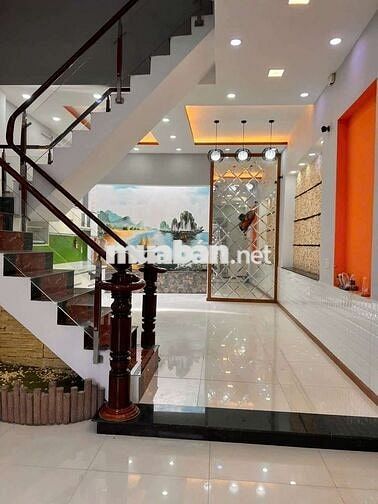 CHO THUÊ NHÀ  _ XUÂN THỚI ĐÔNG 5,3×16M. 1 TRỆT, 2 LẦU. Giá 11TRIỆU