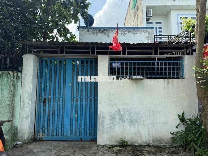 Cho Thuê ở liền nhà 1/ Huỳnh Thị Na Hóc Môn giá 3tr5 cọc 1 hẻm xe tải
