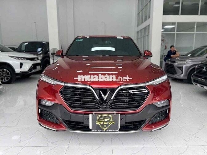 VinFast Lux SA2.0 2020 2.0 AT - 41000 km