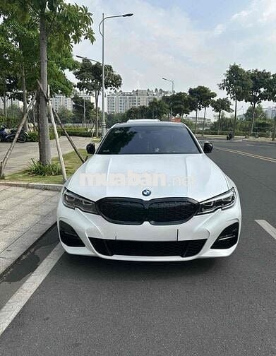 BMW 3 Series 2020 330i M Sport - 70000 km