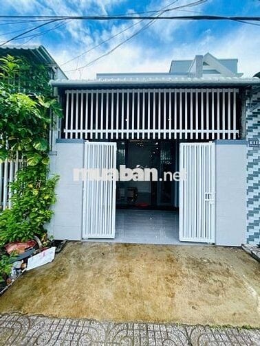 Cần bán gấp căn nhà ở sau chợ Chiều Tân Phú Trung 98m2 SHR giá 865tr