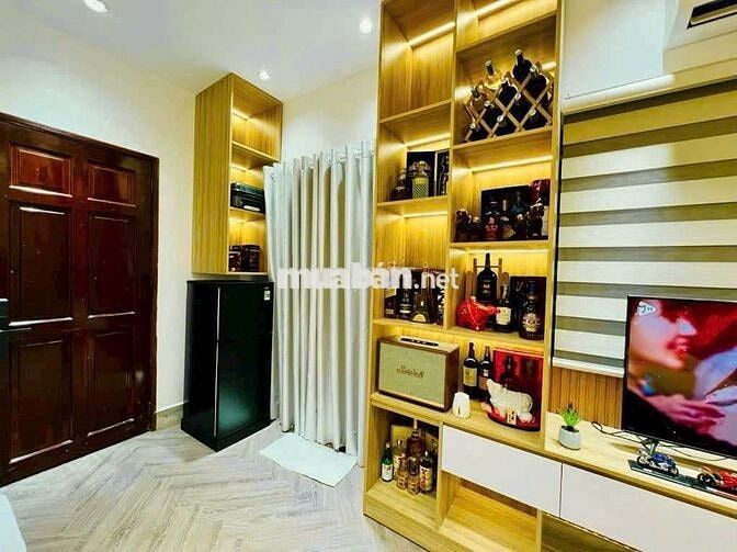 Cần bán gấp nhà 8p full nội thất
