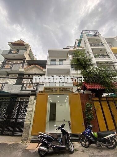 Chính chủ cho thuê NNC 4PN, 3WC, 1P khách, hẻm xe hơi, sẵn máy lạnh