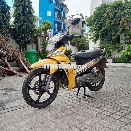 Xe yamaha sirut RC