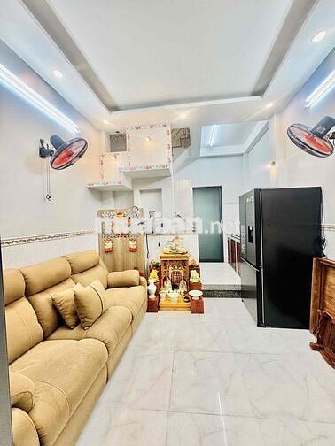 Cho thuê, nhà mới 100% đầy đủ nội thất 3 tầng giá 14tr